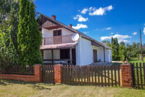 Familia nyaraló 16, Balatonmariafürdö